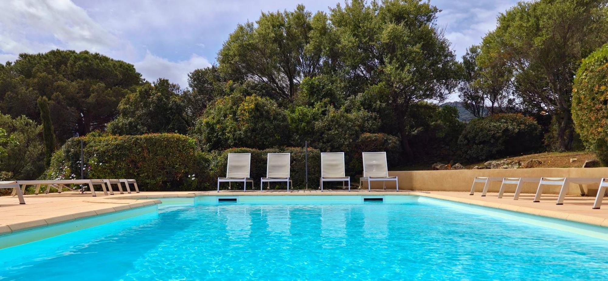 Hotel Cala Di L'Oru Л'Іль-Русс Екстер'єр фото